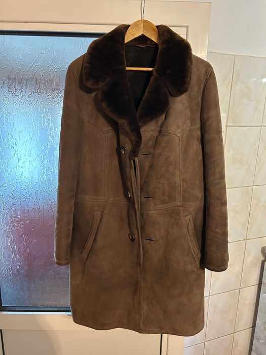 Cojoc din piele intoarsa, nepurtat