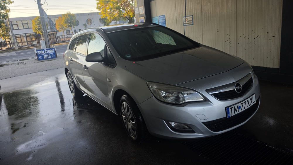 Opel Astra 2012 diesel, 2.700 € — imagine 4