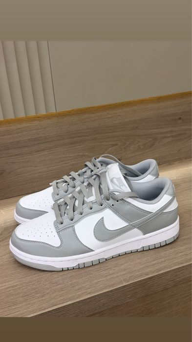 Nike dunk low grey