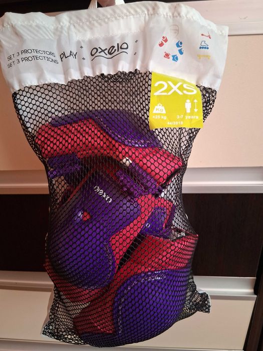 Наколенки Oxelo 2XS