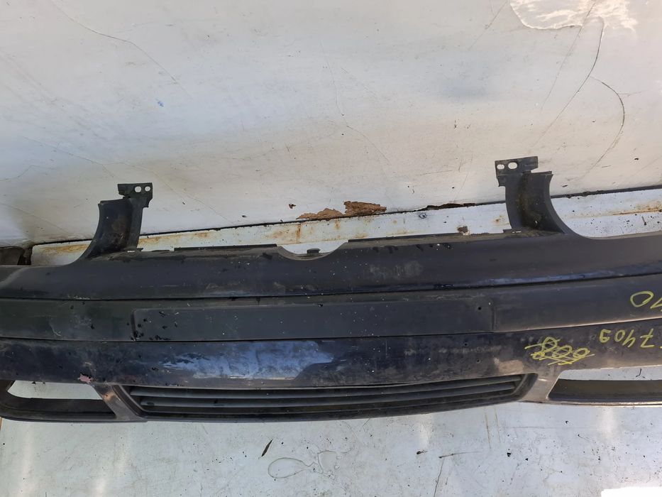 Bara fata - Volkswagen VW Golf 2000 1.9 SDI MT (68 hp)