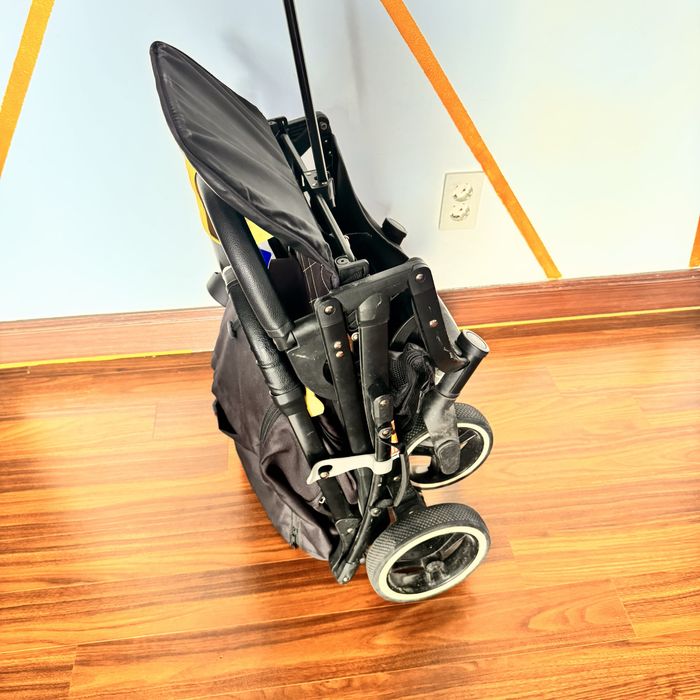 Коляска прогулочная Dearest.