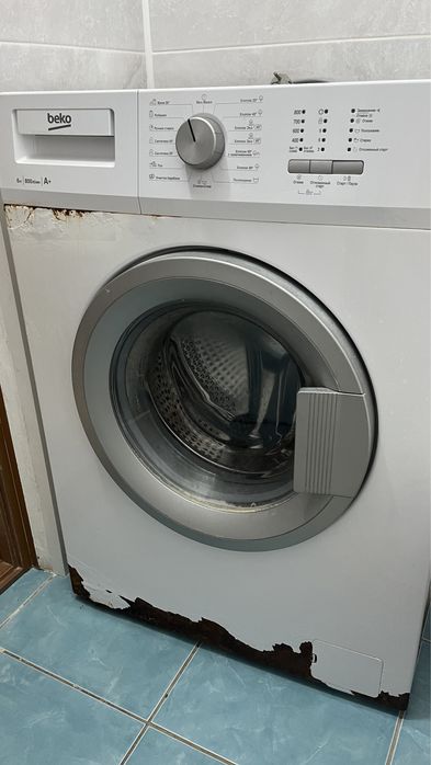 Стиральная машина рабочая