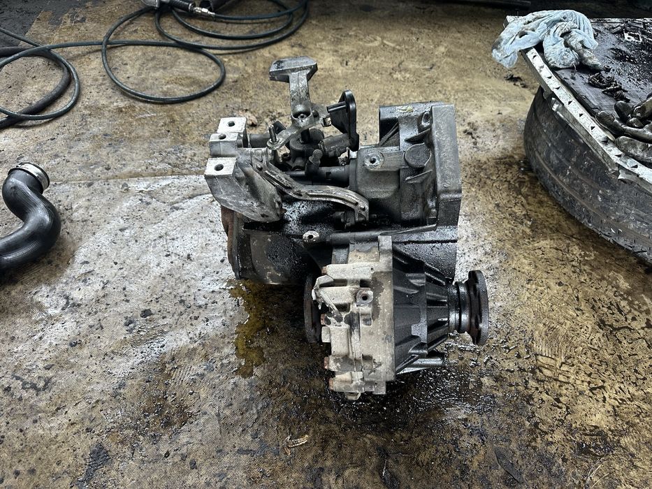 Кутия JCR -5 степенна за 1.9tdi-BLS Фолксваген,Сеат,Шкода!
