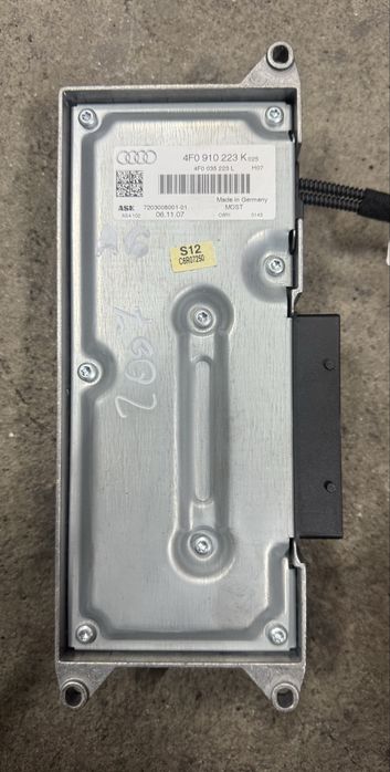 Amplificator audio audi A6 4F COD 4F0910223K