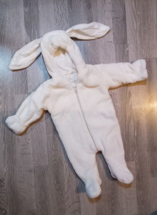 Продам комбинезоны.