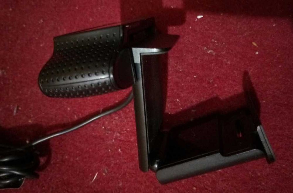 Camere video Webcam Full HD LOGITECH HD Pro C920 si Polycom - Eagle Eye Mini