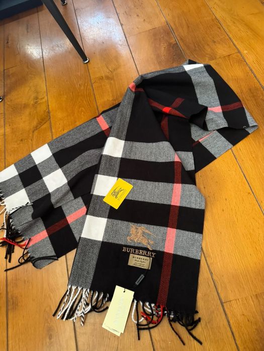 Burberry шал унисекс 100% кашмир висок клас