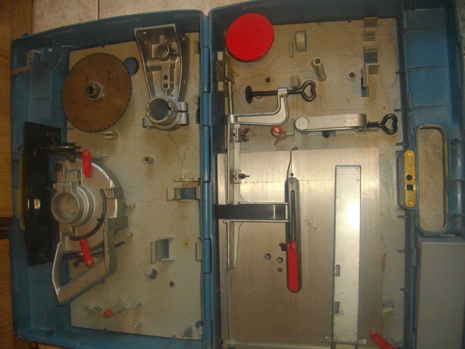 К-т Black Decker Бормашина Приставки/ AEG Приставки Циркуляри/ Шмиргел