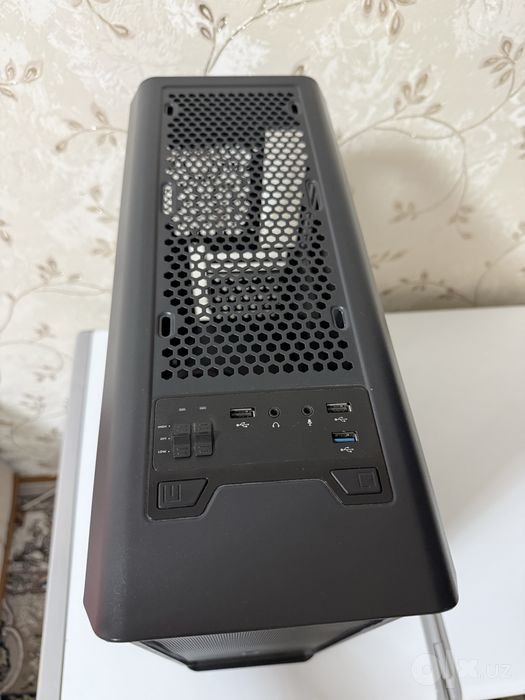 Aercool Case + Cooler Master 600W