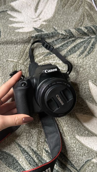 Canon EOS 250D Body