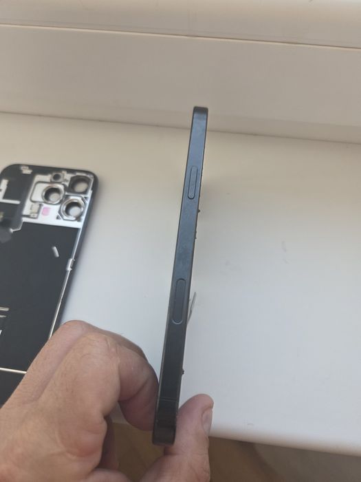 Carcasa capac iphone 16 Pro Max
