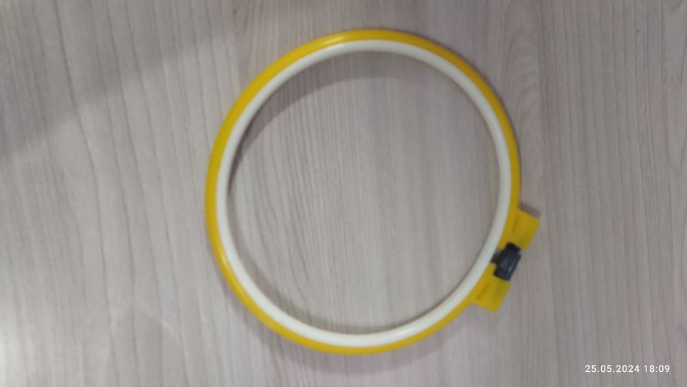 Пыльца для вышивки