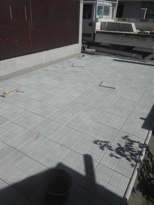 Fabricam pavaje si pavele model solzi antiderapant pentru gradina tera