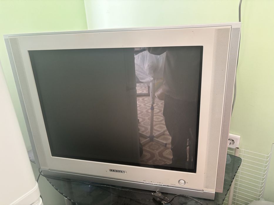 Продам телевизор Самсунг