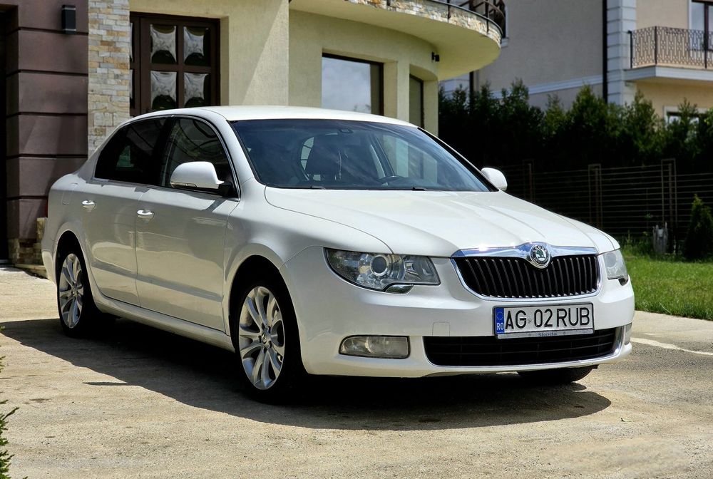 Skoda Superb 2012