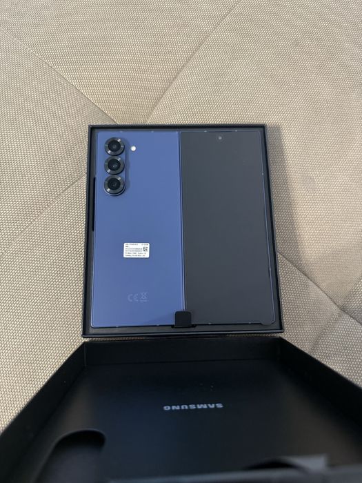 Samsung Z Fold 6 Navy 512 GB Nou