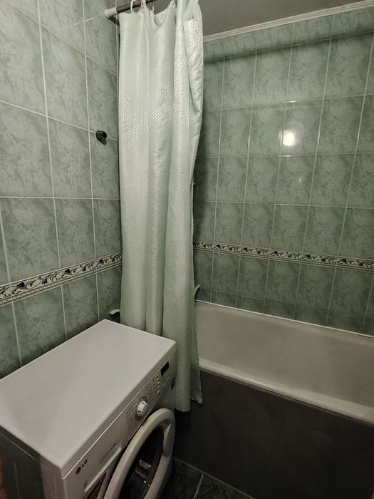 Сдам 2 комнатную квартиру