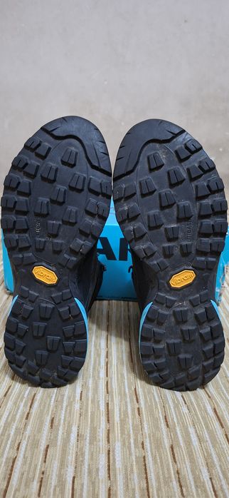 Треккинговые ботинки Scarpa Mescalito mid GTX