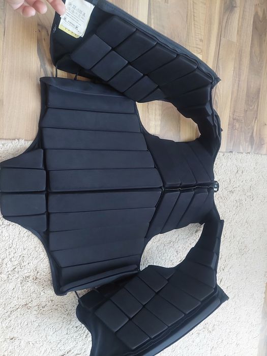 Vesta protectie spate,piept calarie,echitatie sau alt sport