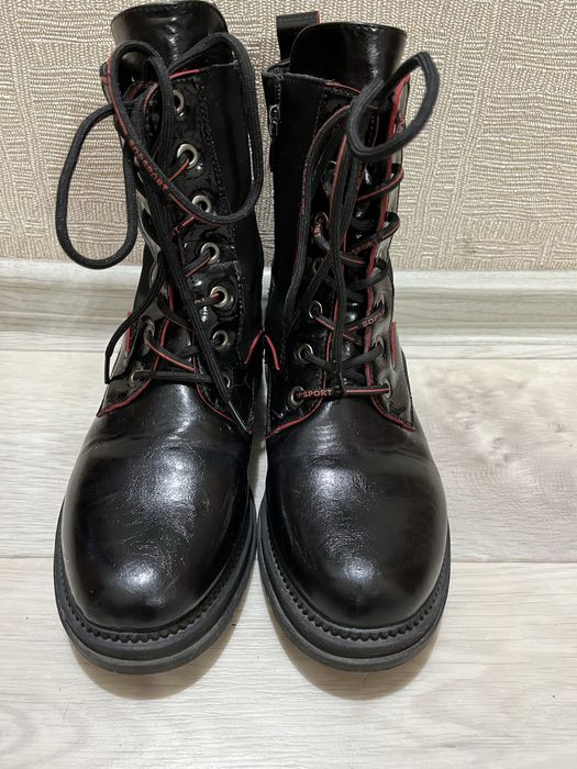 Ботинки для девочки 35 р,сапожки для мальчика 28  р