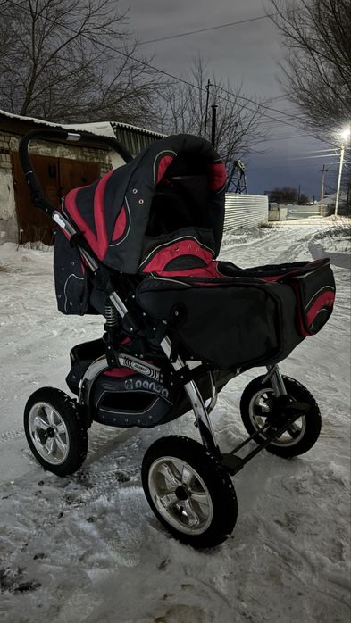 Продам коляску Adamex