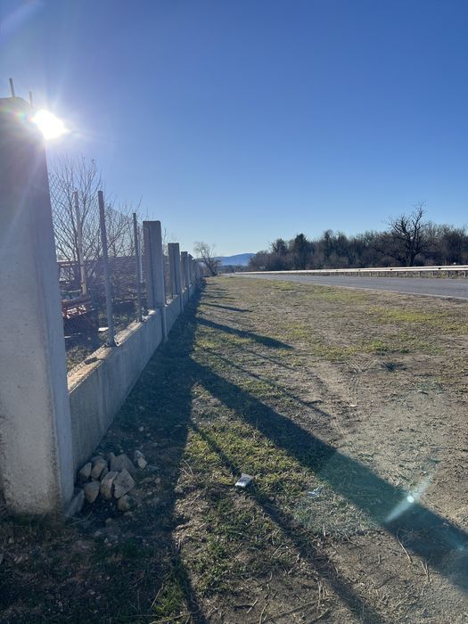 Продавам имот в регулация в гр. Крън