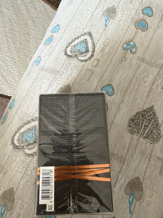 armani stronger intensely
