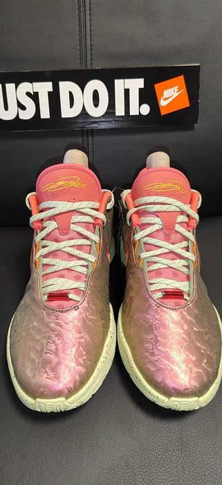 Nike Lebron XXI, номер 39