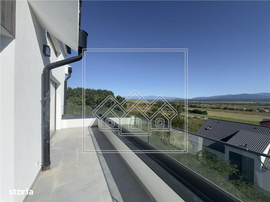 Penthouse  intabulat, 3 camere, balcon, dressing