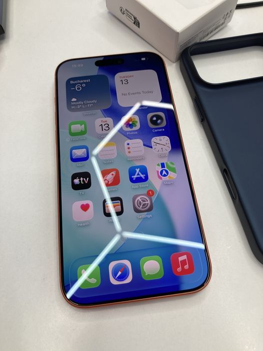 Iphone 17 Pro Max Orange 256Gb ca Nou 3 Incarcari