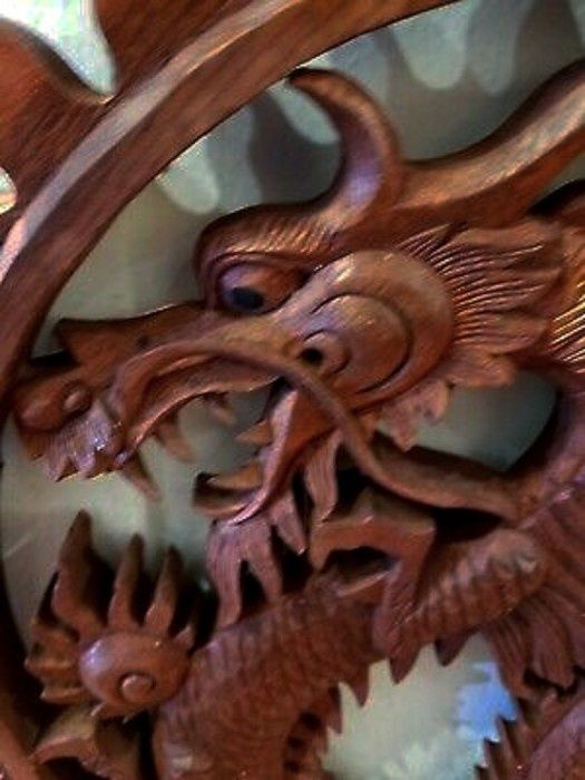 Superbe sculpturi,aplice de perete din lemn sculptate