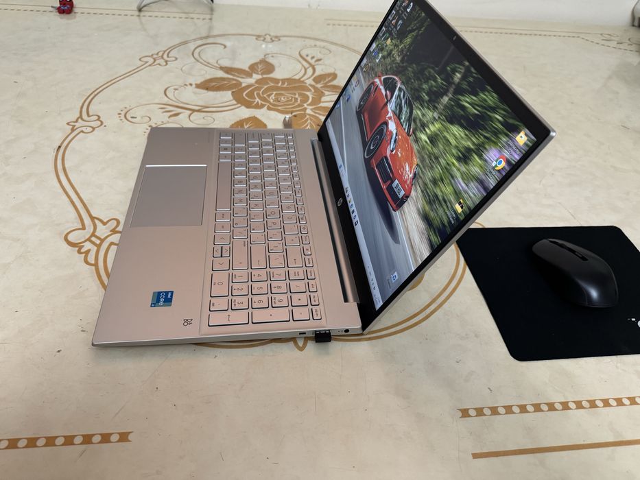 HP Cor i3  Yengi 3 oy ishlatilgan Garantiyali