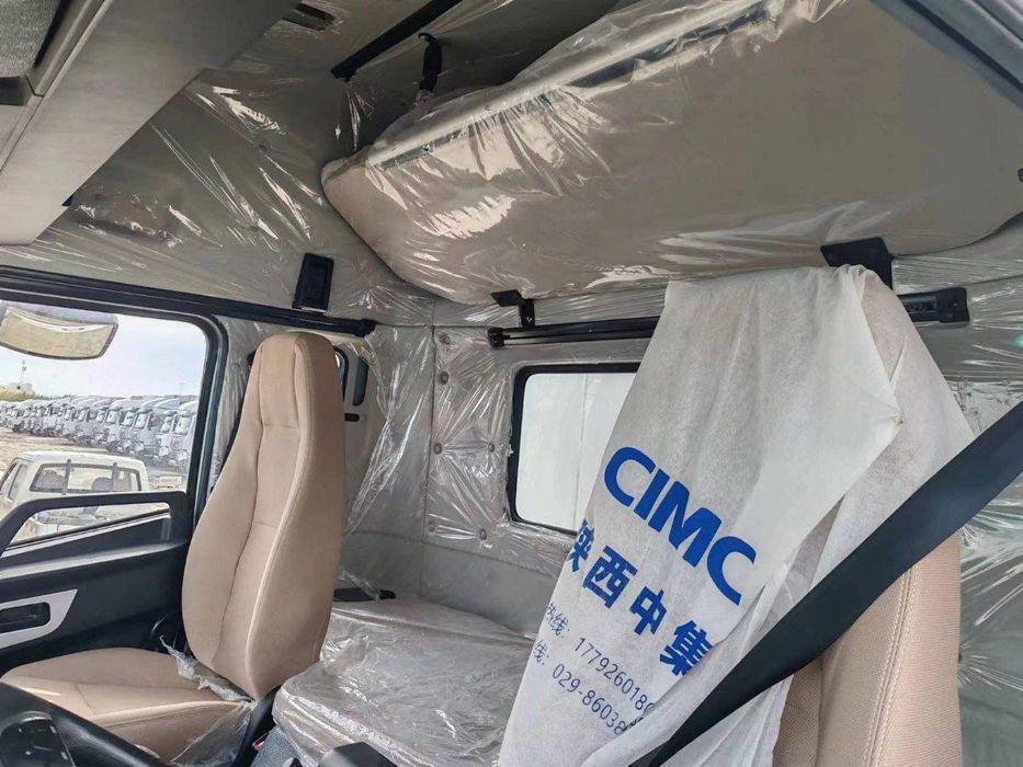 HOWO V5Х фургон NEW
Двигатель: 270 л/с WEICHAI
КПП: 8 ст
Кабина: V5 с