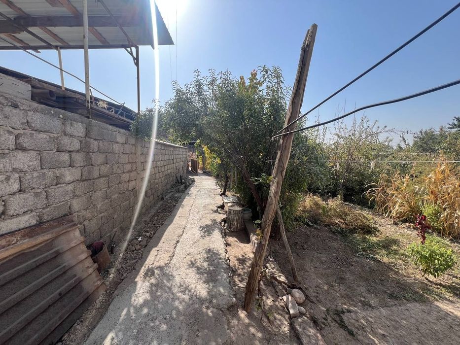 Yangi o'zbekiston bog'ida Xovli sotiladi