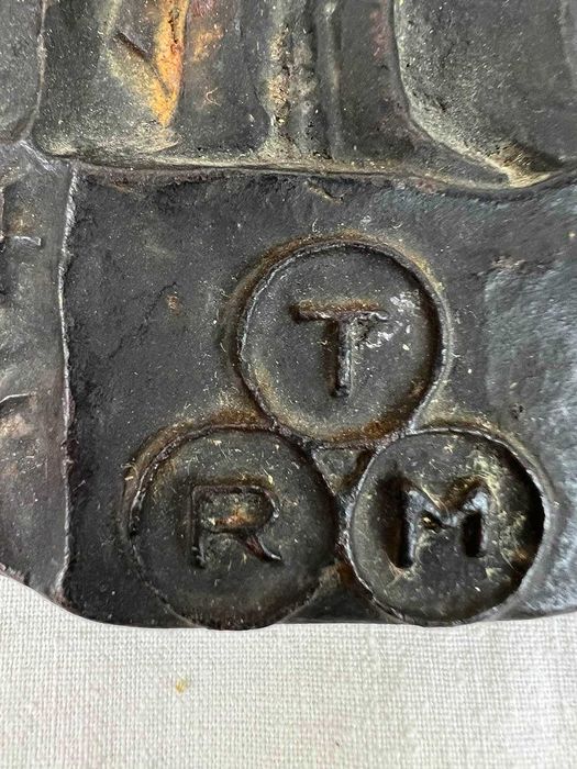 Relief din fonta, decoratiune biserica