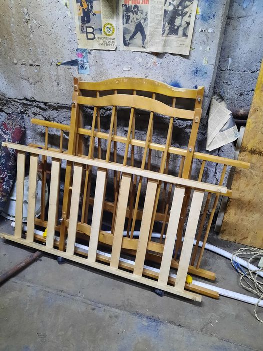 Кроватка и коляска детские