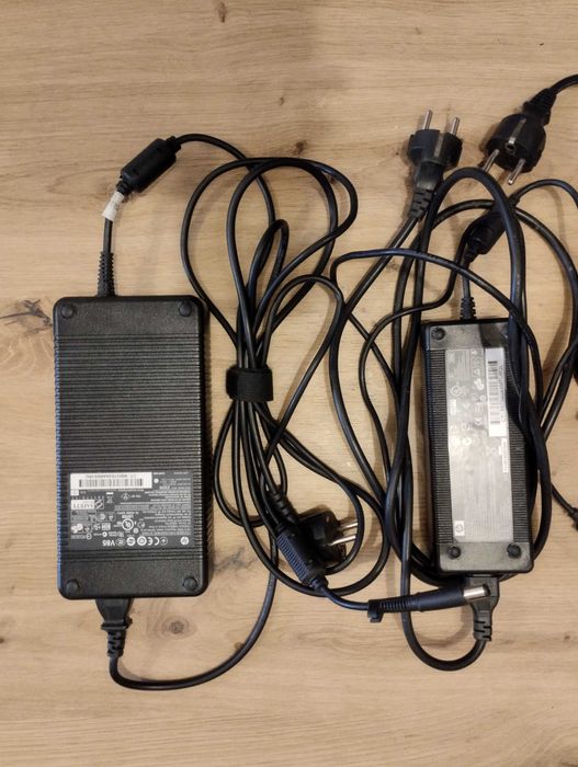 зарядно за лаптоп Lenovo, IBM, Dell, Hp, Acer, Asus, Fujitsu, Toshiba