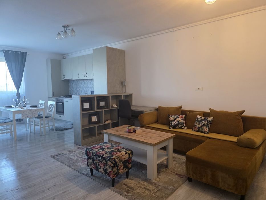 Închiriez apartament 2 camere proprietar