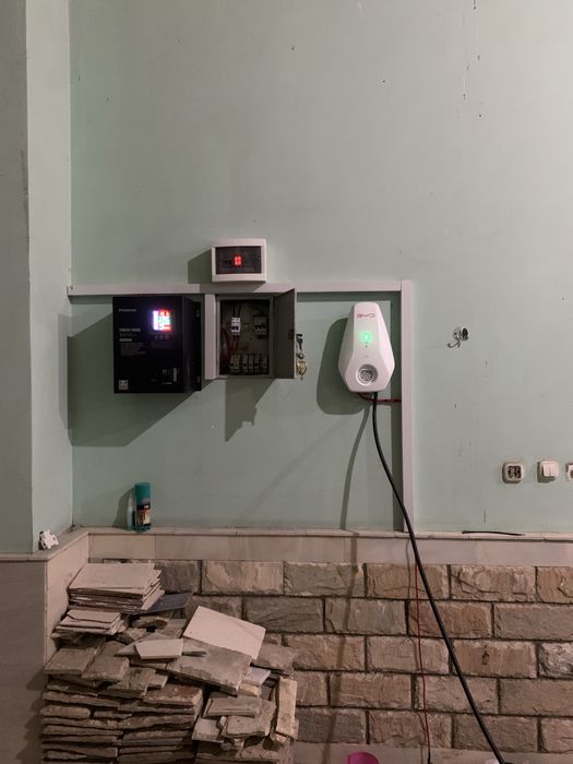 установка зарядные устройства на электромобилей услуга от 500,000