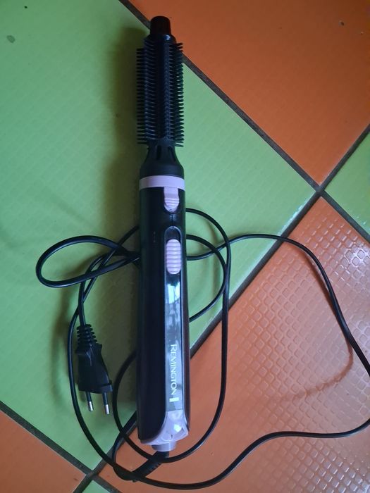 Perie rotativa, preț 90 lei . In stare perfecta