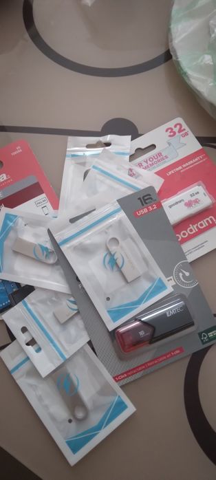 Stick cu muzică pe alese