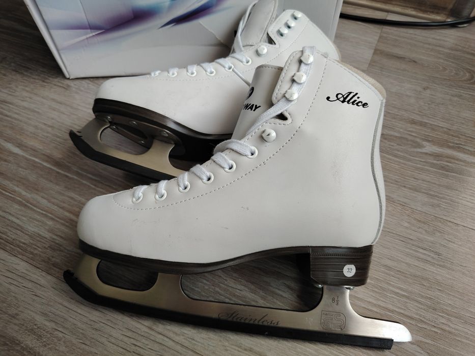 Коньки детские 33 р.