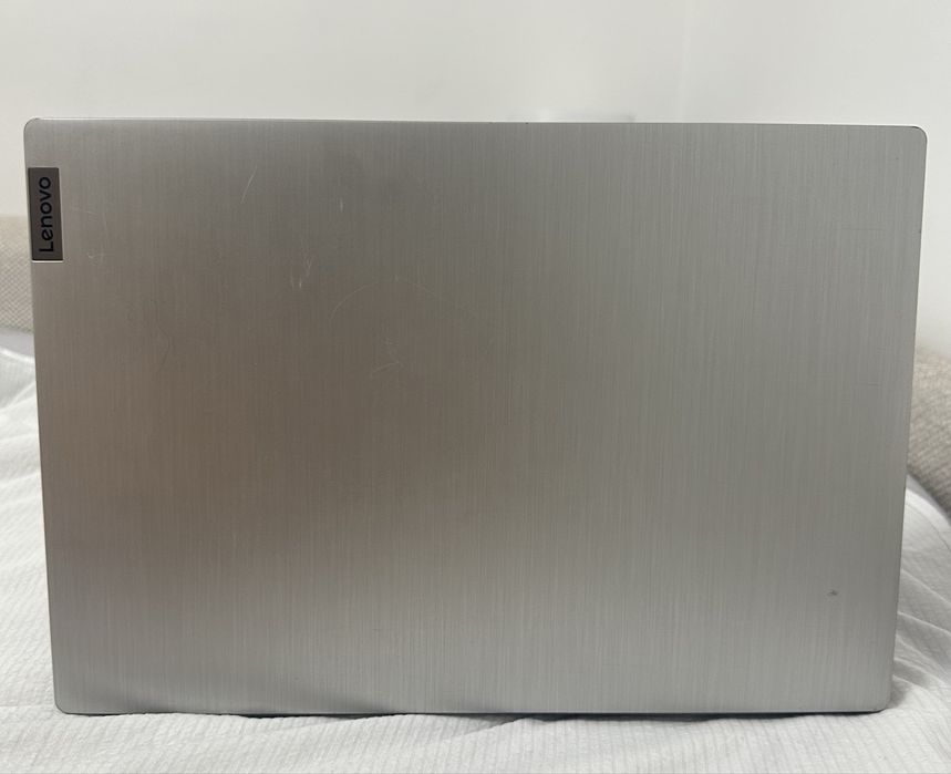 Lenovo IdeaPad 3 (core i5)