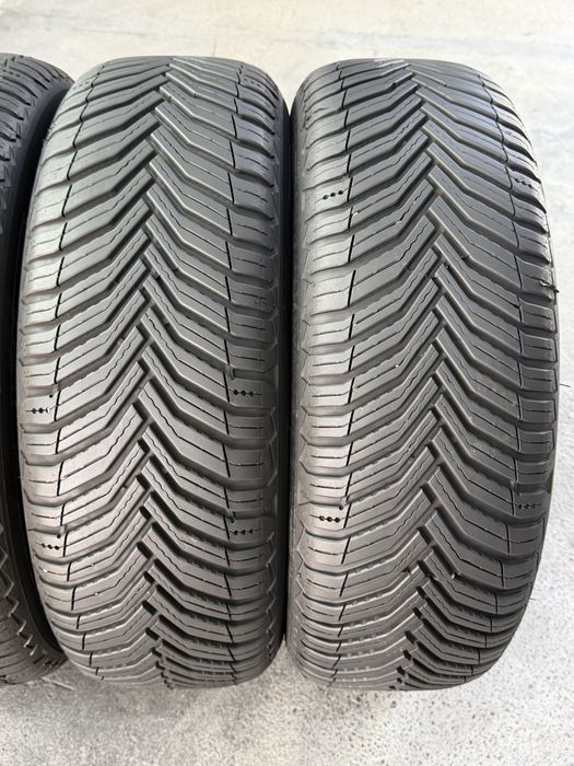 205/55/16 Michelin 4Броя: 240€ 6.5мм Всесезонни гуми
