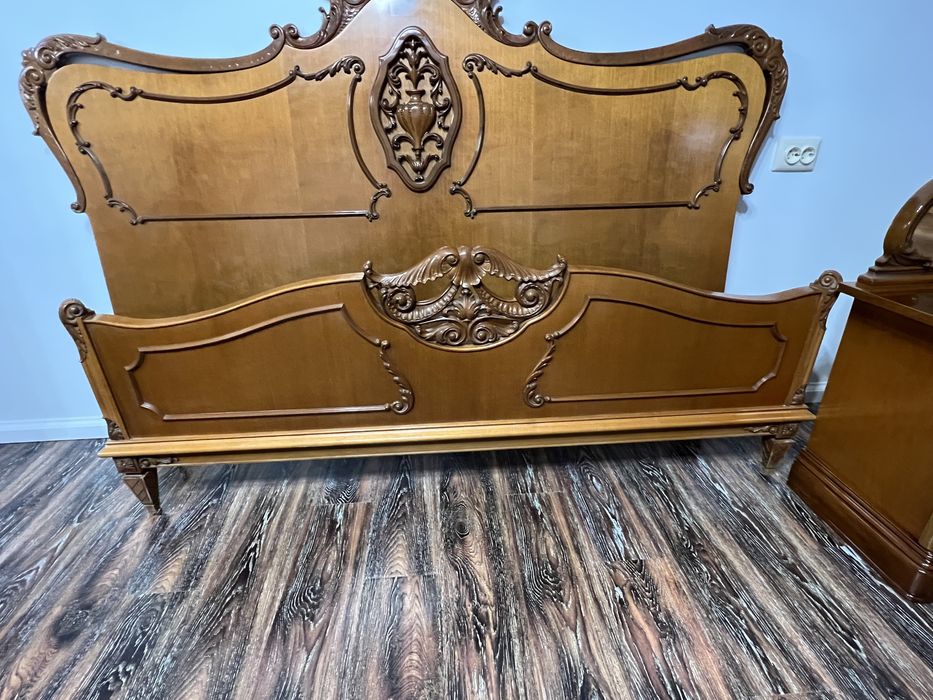 Pat - tablii lemn masiv plus comode