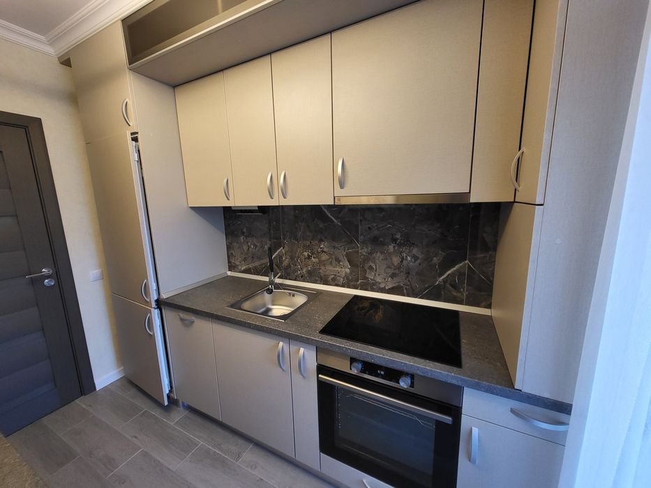 Inchiriez garsoniera complet echipata, finisaje deosebite