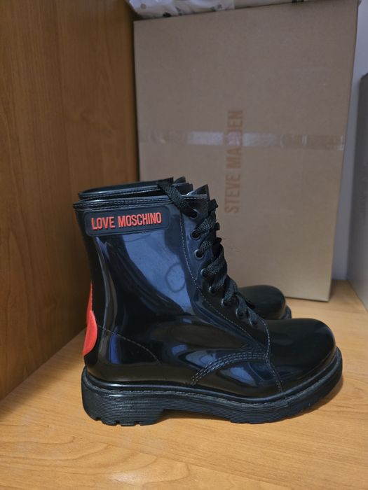 Дамски боти,маратонки и еспадрили Love moschino,Steve Madden,juicy cou