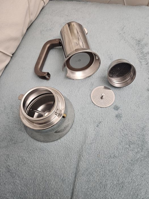 Кафеварко Alessi за еспресо кофе.