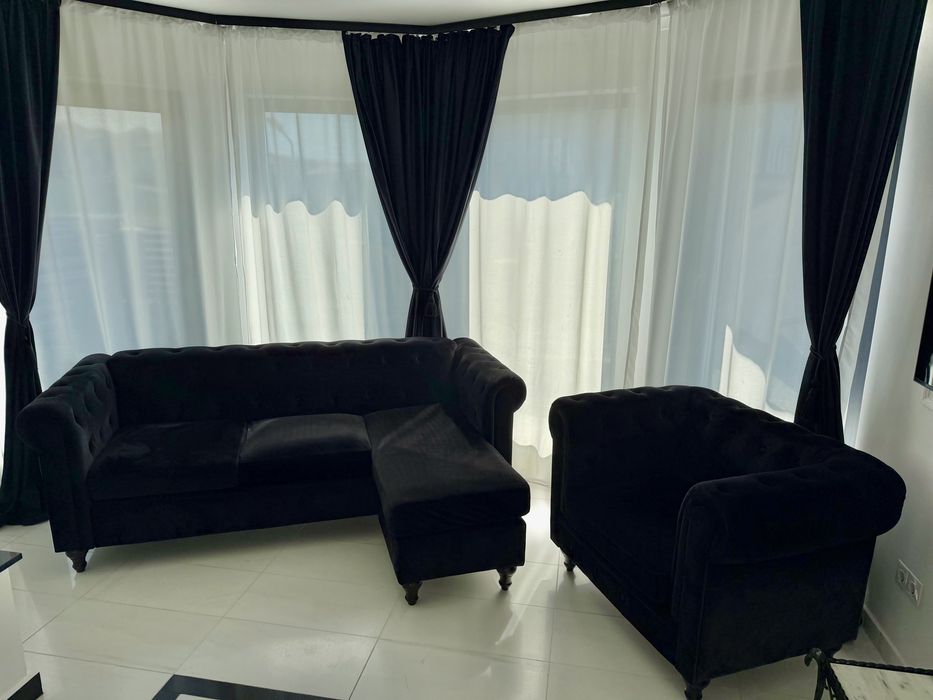 Set living - coltar + fotoliu Chesterfield din catifea neagra - stare impecabila